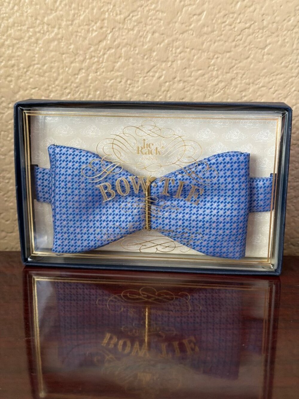 Vintage Tie Rack London Silk Bow Tie Blue Geometric Made England New in Box - Picture 2 of 10